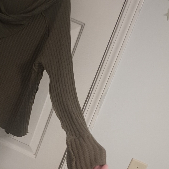 We The Free Wildcat Thermal - Picture 6 of 7